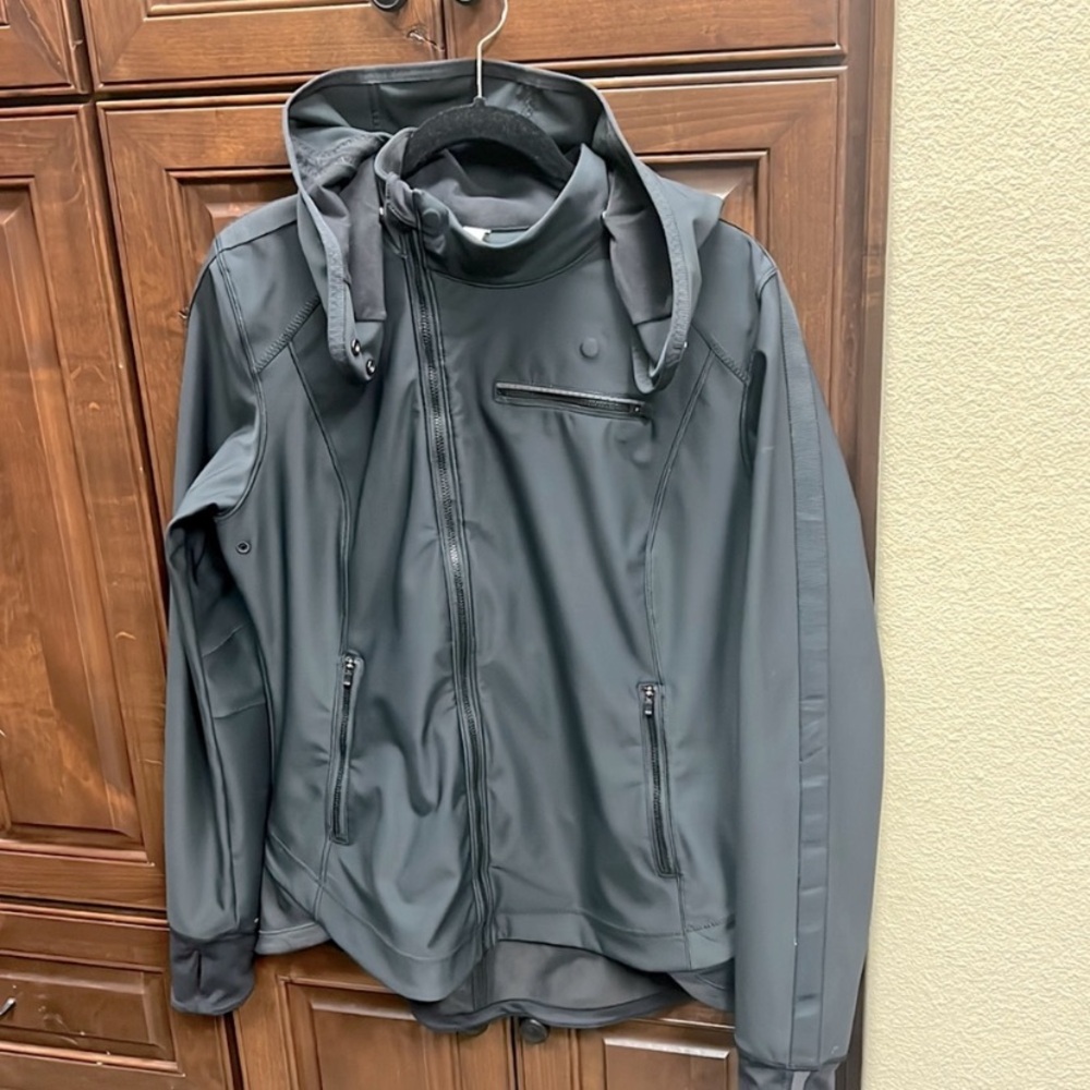 Lululemon jacket, black, SIZE 12